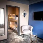 Mercure La Corderie Royale 4*