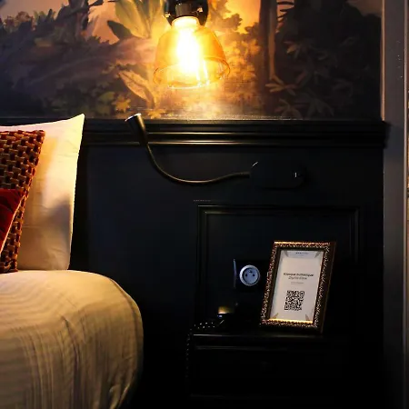 Hotel Mercure La Corderie Royale 4*