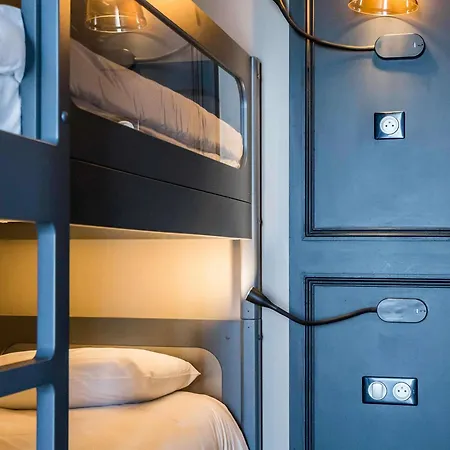 Hotel Mercure La Corderie Royale 4*