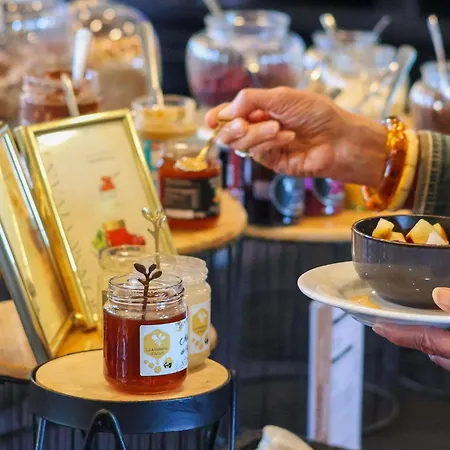 Hotel Mercure La Corderie Royale