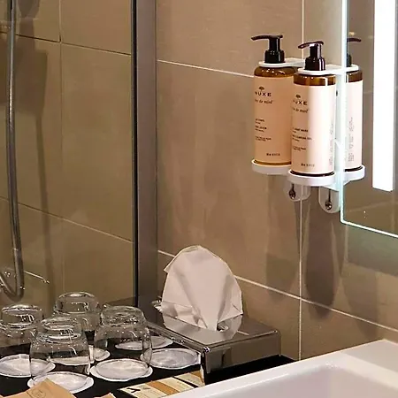 Mercure La Corderie Royale Hotel